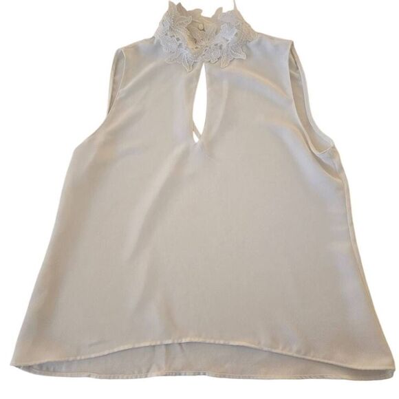 Zara Basic Women's Lace & Pearl Trim Sleeveless Blouse White Size Medium - Picture 3 of 10